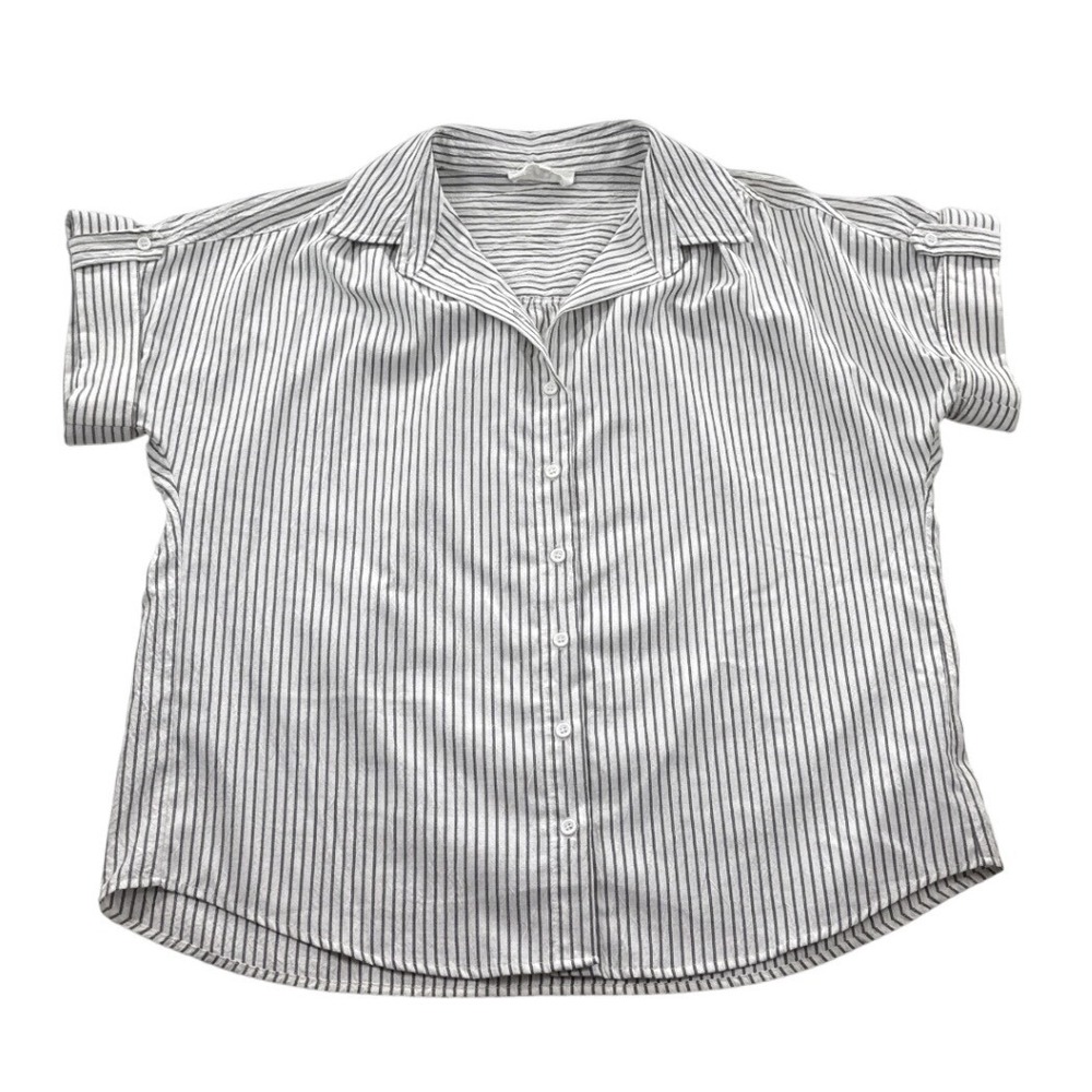In February Button Down Shirt Women L White Striped Excellent Seersucker Cuffed